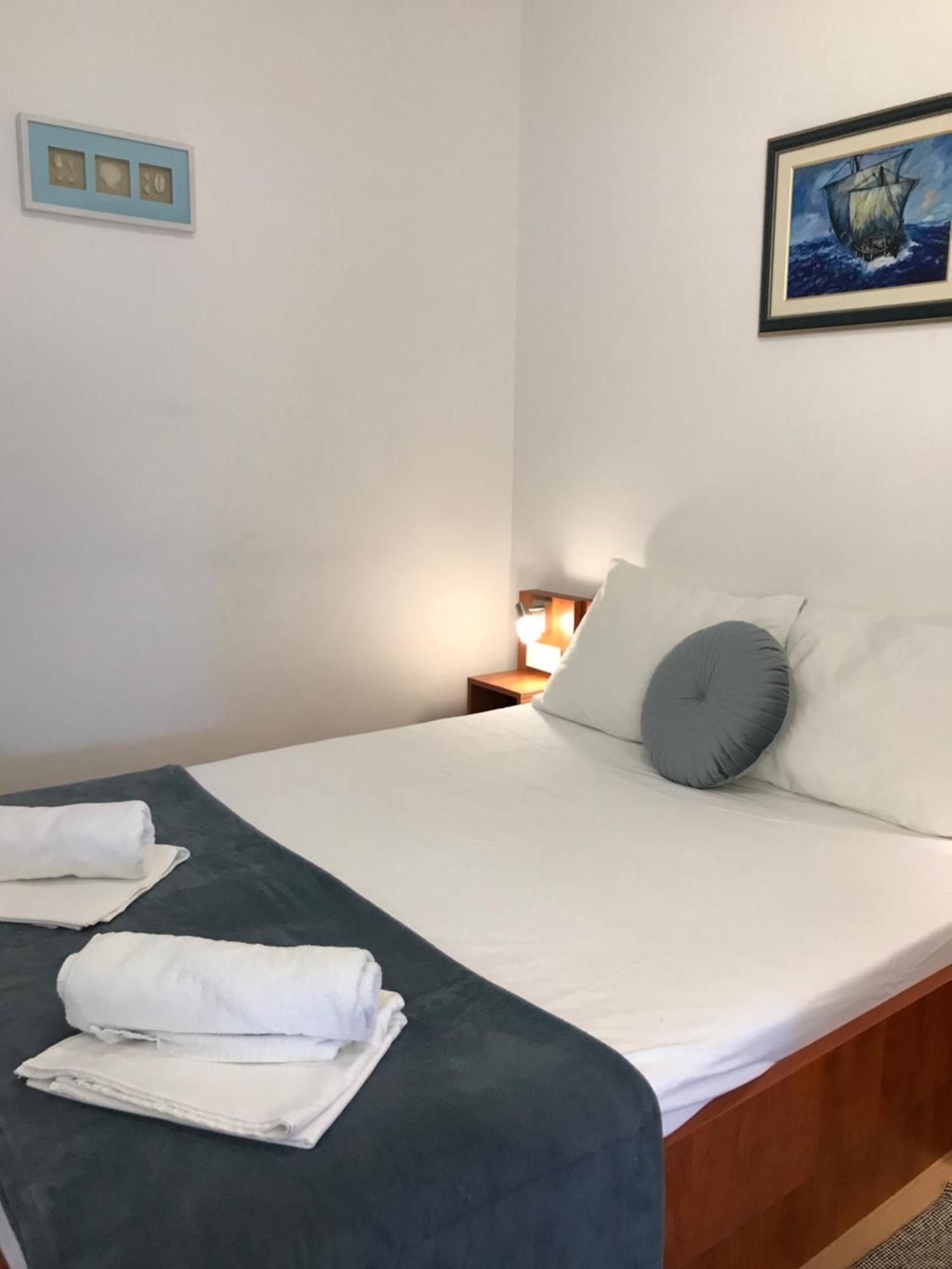 Apartmani Samec 诺瓦利娅 外观 照片