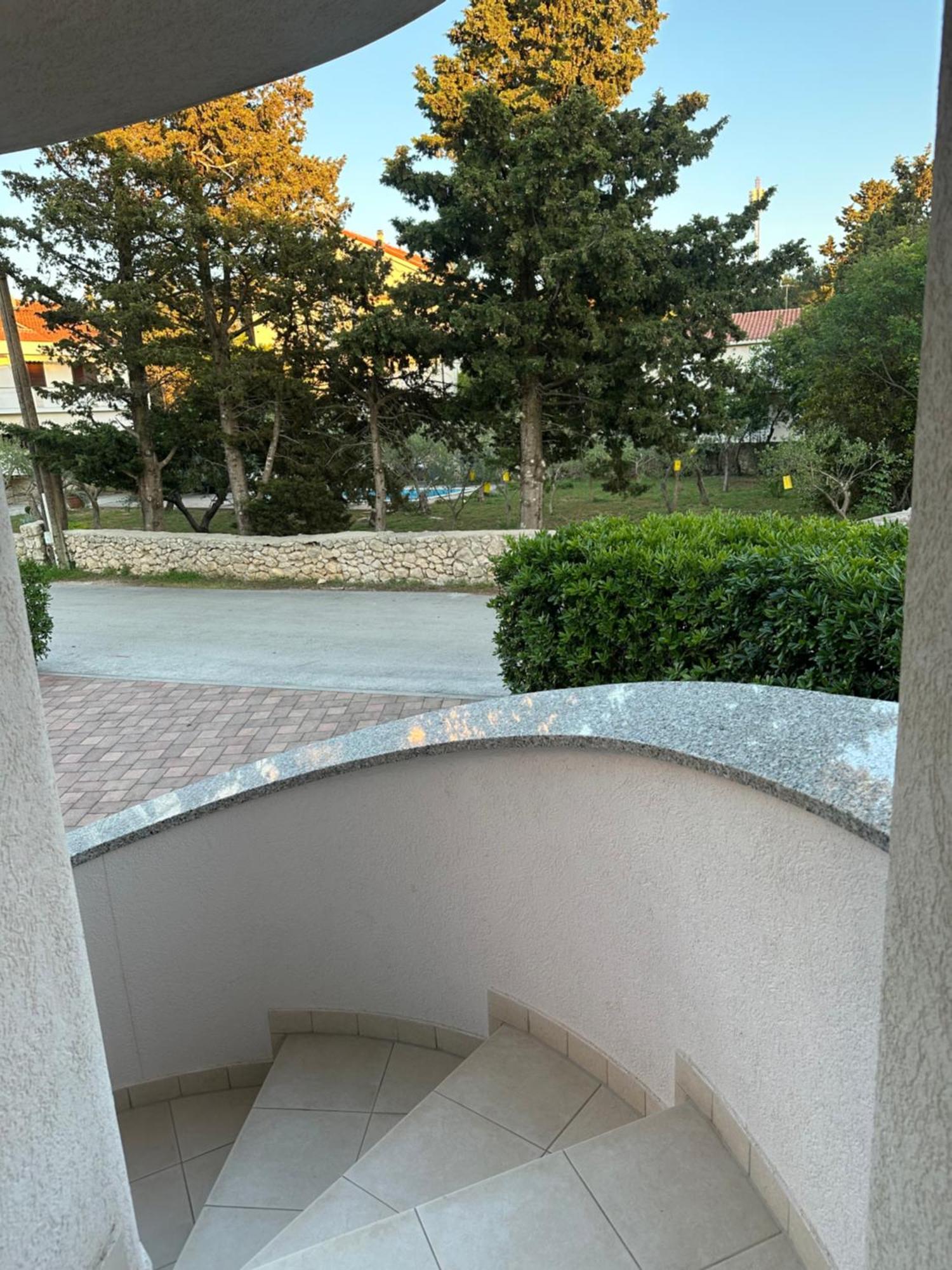 Apartmani Samec 诺瓦利娅 外观 照片